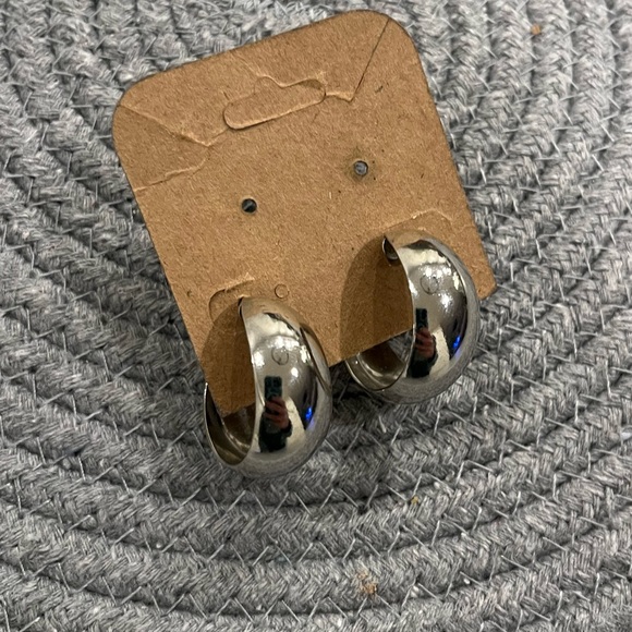 Vintage Jewelry - Vintage Silver-Tone Wide Hoop Earrings